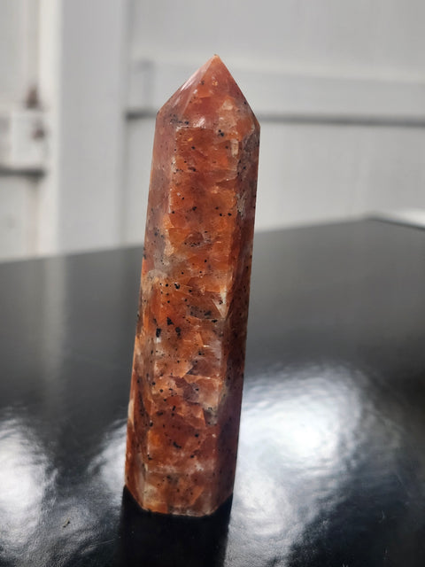 Calcite tower! 2.5 ounces, 3.6 inches tall