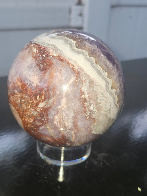 Amethyst lace agate sphere! 1.15 pounds, 85mm, 3.3 inches