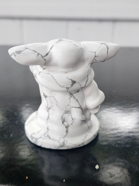 Howlite yoda! 3.9 ounces, 2.3 inches