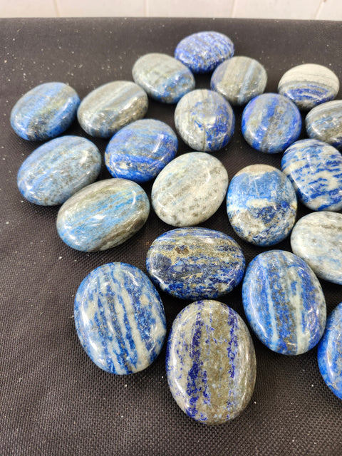1.75 inch, 1.5 ounce Lapis lazuli palm stone
