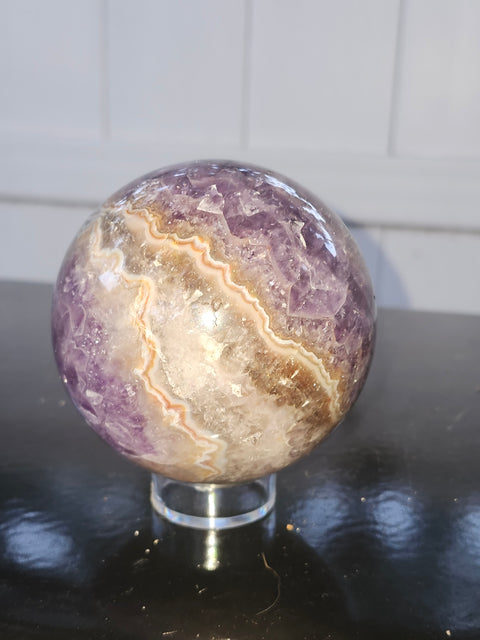 Amethyst lace agate sphere! 76mm, 3 inches, 1.6 pounds