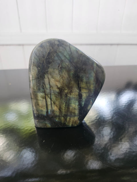 Labradorite free form! 3.89 inches tall, 3.32 inch wide, 1.3 pound