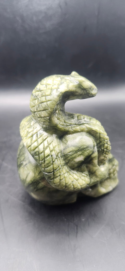 Serpentine skull& king Cobra! 3 inchs tall 2.8 long, 10.6 ounces