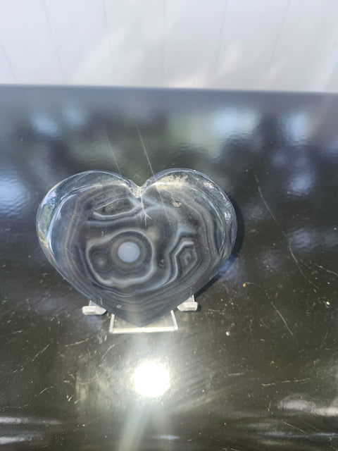 Druzy agate heart! 7.5 ounces,4.1 inches wide, 3.7 inches tall