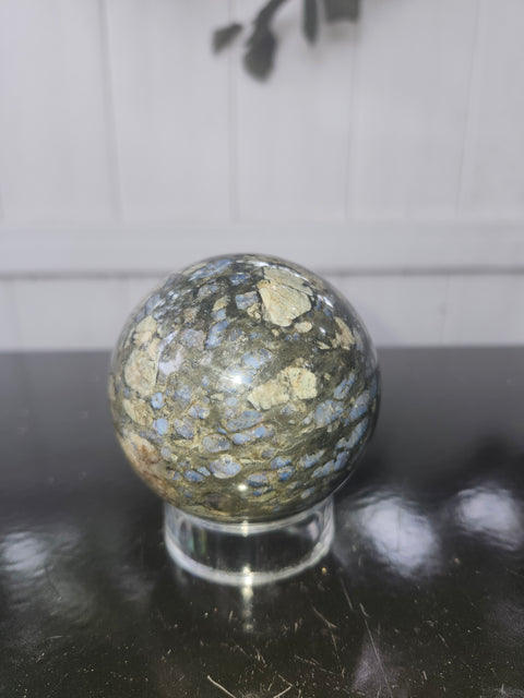 Llanite que sera sphere! 13 ounce 64.7mm, 2.55 inch