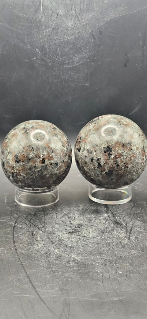 Flame stone sphere! 50.5mm, 1.9 inches, 6.2 ounces