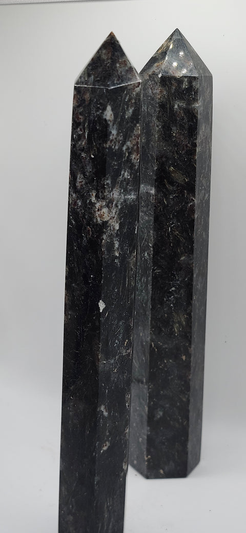 Afrvedsonite tower large, 14 ounces 8 inches tall
