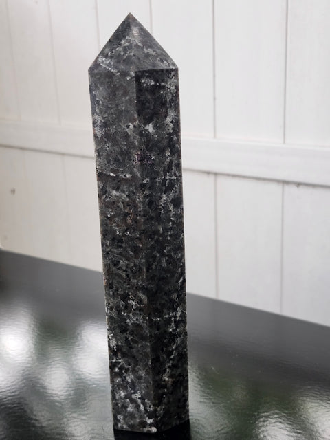 Mega flame stone tower! 9.5 inches, 2.5 pounds!