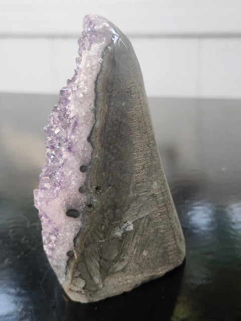 Amethyst cut base free form! 13.2 ounces, 3.5 inches tall, 2.8 wide