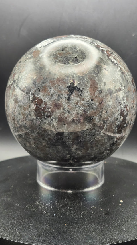 Flame stone sphere yooperlite 82.5mm, 3.24 inches 1.10 pounds!!
