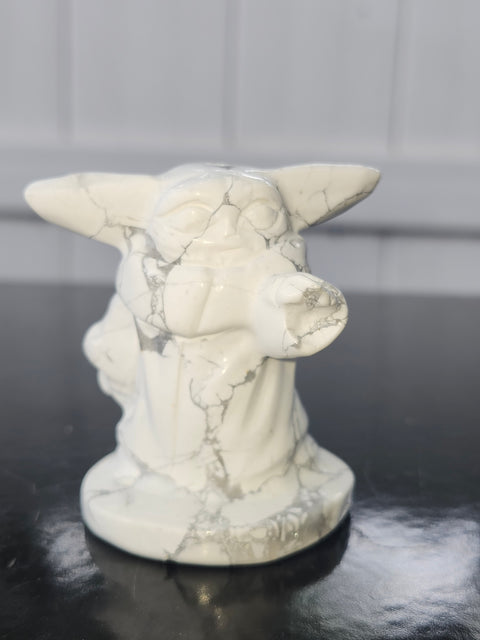 Howlite yoda! 3.9 ounces, 2.3 inches