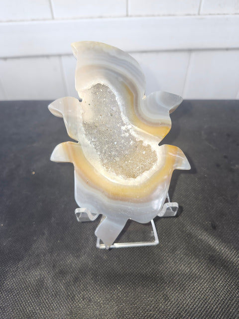 Druzy agate flower carving! 7 ounces, 5 inches tall