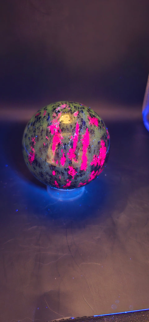 Ruby in zoisite sphere! 65.5mm, 2.57 Inches, 1 pound