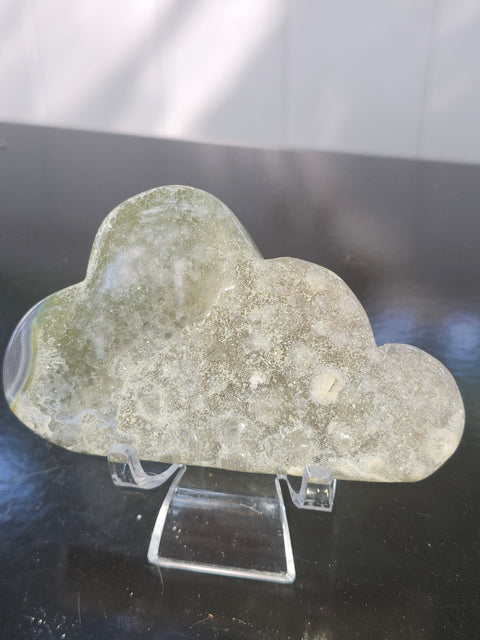 Druzy agate cloud! 4.5 ounces, 3.6 inches wide, 2.2 tall