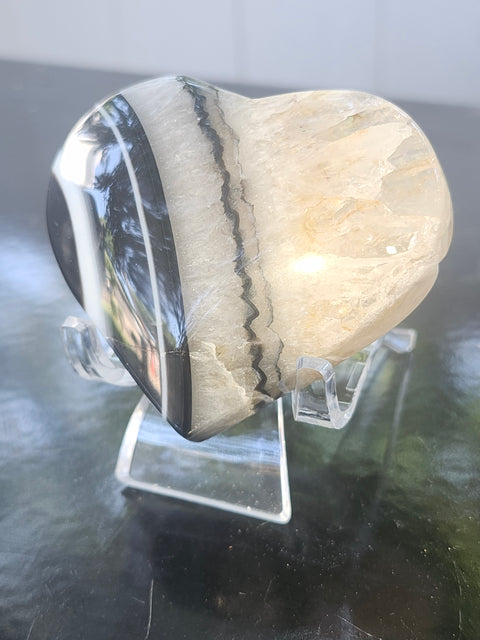 Agate heart! 4 ounces, 63.7mm, 2.51 inches