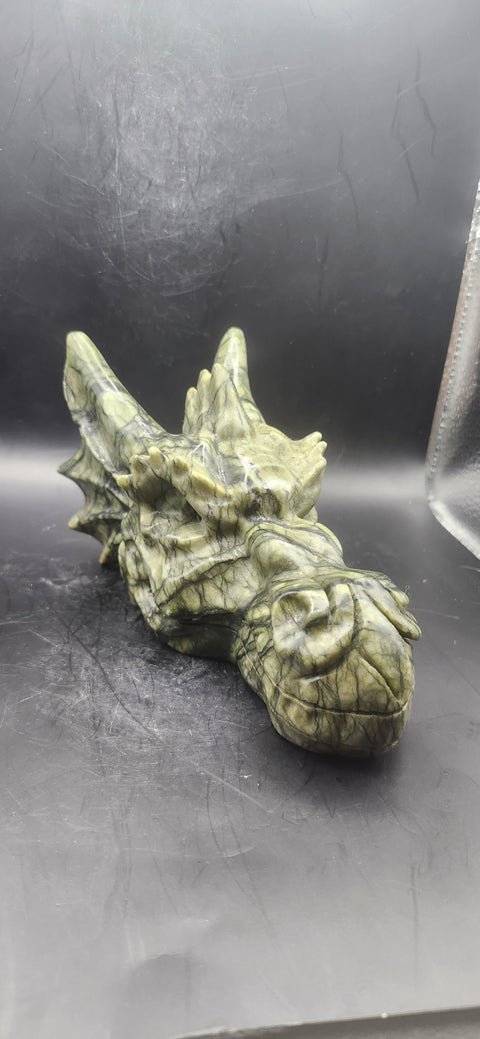 Serpentine dragon skull! 1.12 pounds, 4.5 inch head, 6.5 inch nose to horn