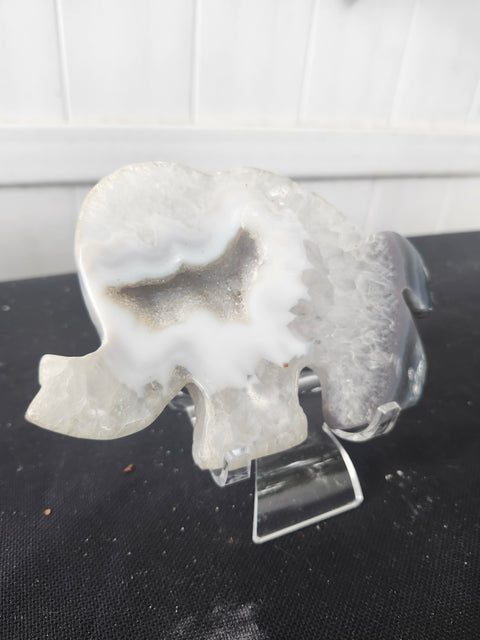 Druzy agate elephant 11 ounces, 5.5 inches wide, 4 inches tall