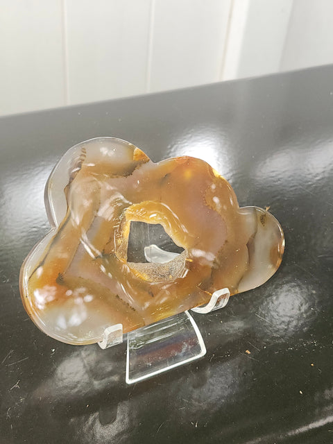 Druzy agate cloud! 6.4 ounces, 5.2 inches wide, 3.6 tall