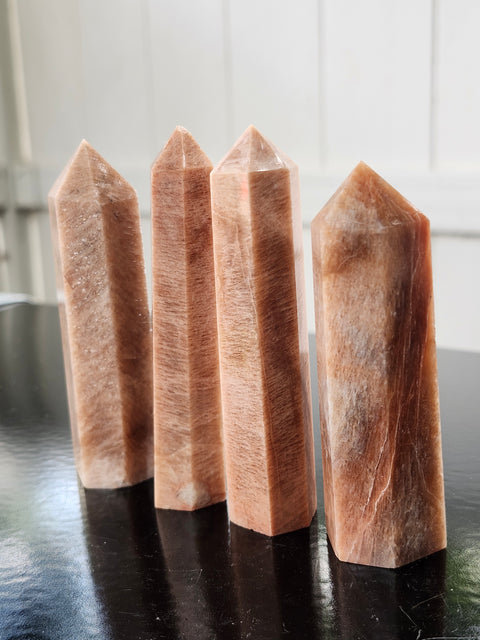Peach moonstone tower! 3.1 inches, 2 to 3 ounces