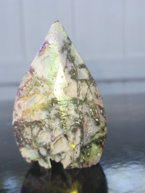 Druzy aura quartz tear tower! 2.4 ounces, 2.9 inches