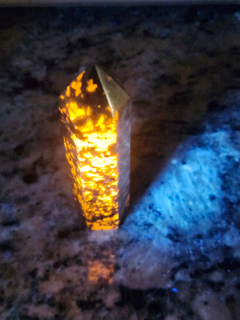 Flame stone tower! 3.2 ounces, 4 inchs tall