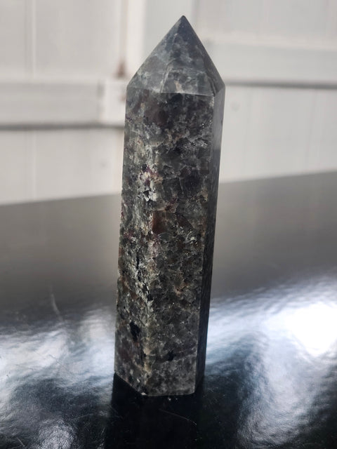 Flame stone tower! 3.2 ounces, 4 inchs tall