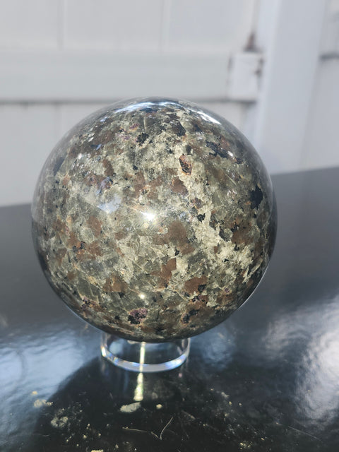 Flame stone "yooperlite" sphere! 1.8 pounds, 79.1mm, 3.11 inches