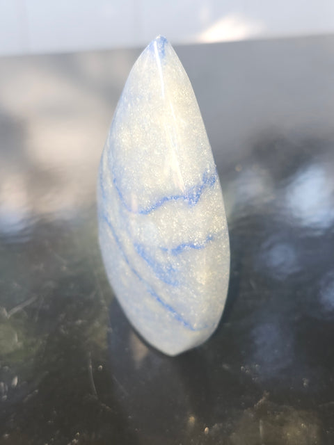 Blue aventurine tear tower! 3.1 inch, 4.2 ounces