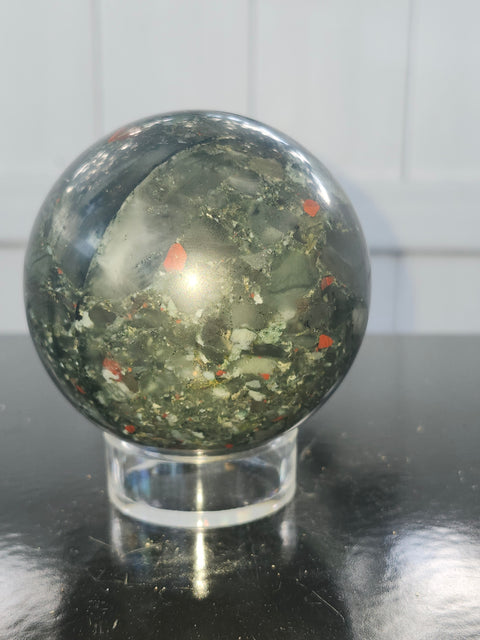 76.7mm, 3.01 inch bloodstone sphere! 1.6 pounds