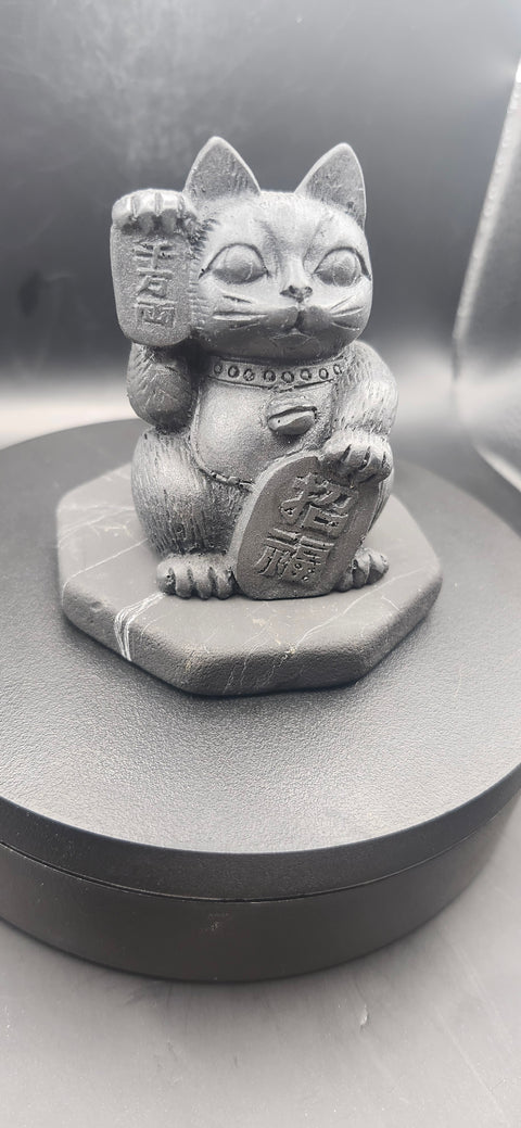 Maneki neko Shungite figurine! 6 ounces, 3.5 inches tall