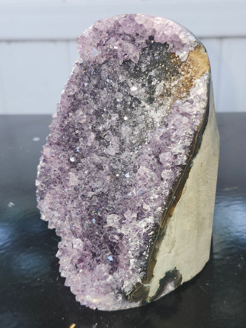 Amethyst cut base free from! 2.2 pounds, 4.8 inches tall, 3.3 inches wide