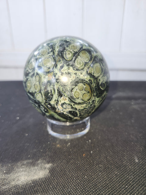 1.7 pound, 77.2mm, 3.03 inch kambaba jasper sphere