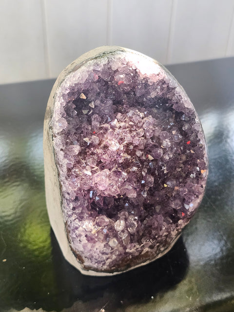 Amethyst cut base free form! 2.4 pounds, 4.7 inches tall 3.3 wide