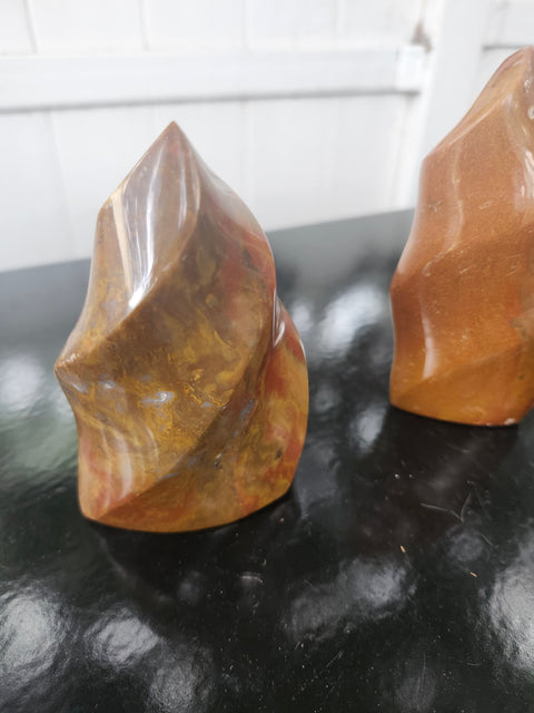 Brecciated jasper flame tower! 14 ounces, 4 inches tall