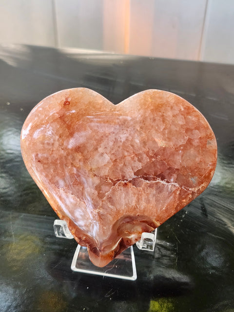 Snakeskin agate heart! 5.4 ounces, 3.4 inches tall, 3.1 inches wide