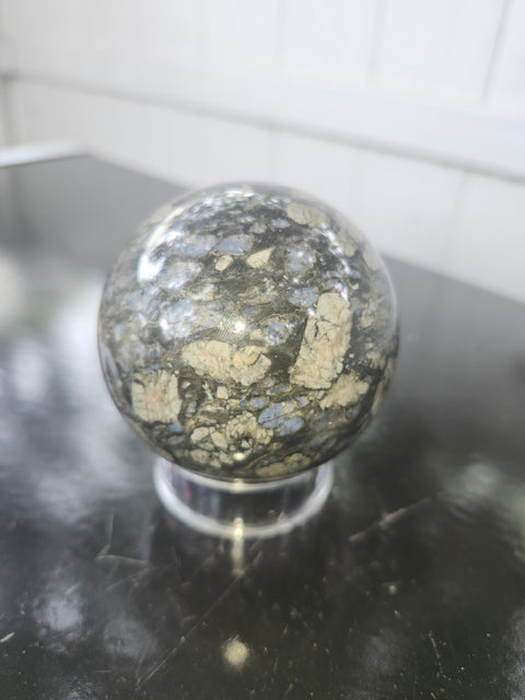Llanite que sera sphere! 13 ounce 64.7mm, 2.55 inch