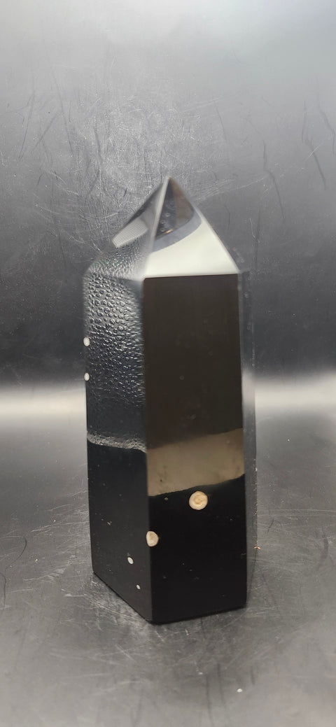 Large Black agate tower! 5.5 inches, 1.2 pounds