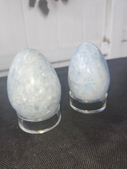 Blue calcite egg, 7 ounces, 3 inches tall