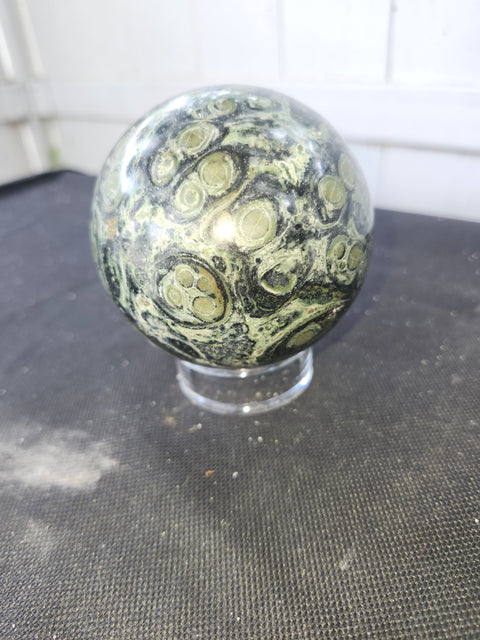 1.7 pound, 77.2mm, 3.03 inch kambaba jasper sphere