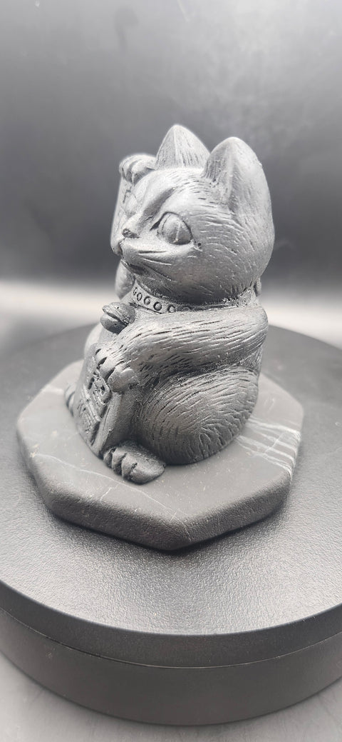 Maneki neko Shungite figurine! 6 ounces, 3.5 inches tall