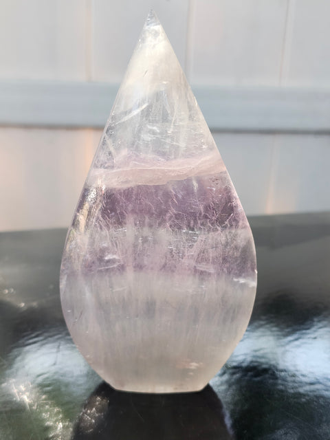 Florite tear drop tower! 10 ounces, 4.9 inches tall, 2.5 wide