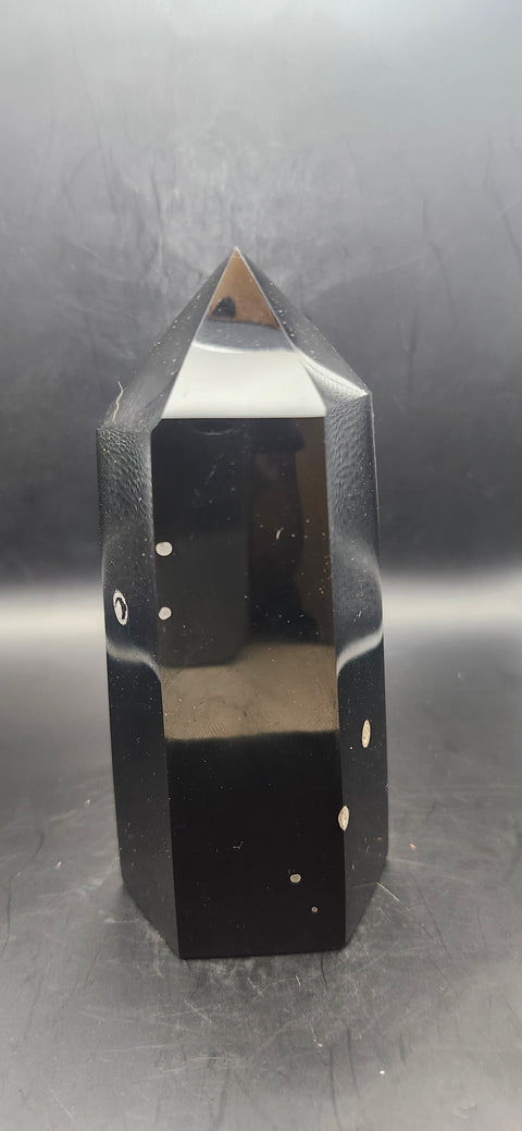 Large Black agate tower! 5.5 inches, 1.2 pounds