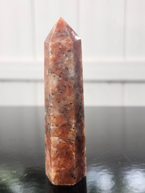 Calcite tower! 2.5 ounces, 3.6 inches tall
