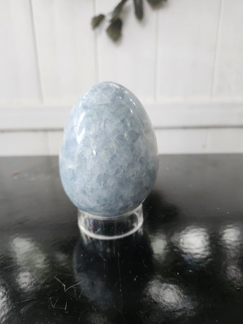 Blue calcite egg! 1 pound, 4 inches