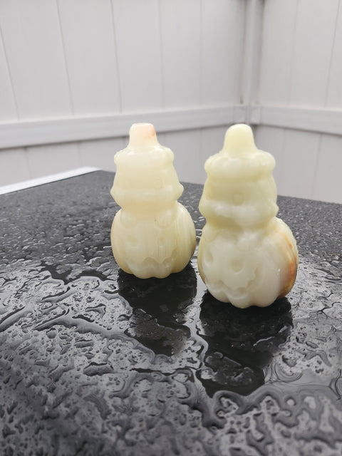 crystals spheres towers gemstones geodes skulls Amathyst rose quartz