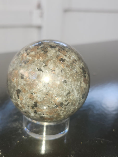 Flame stone sphere "yooperlite" 52.6mm, 2.07 inches, 7 ounces