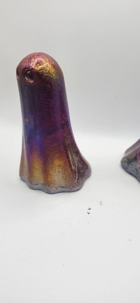 Aura Quartz tower uv reactive! 12 ounces 5 inches tall