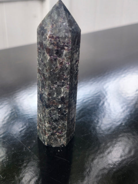 Flame stone tower! 3.2 ounces, 4 inchs tall