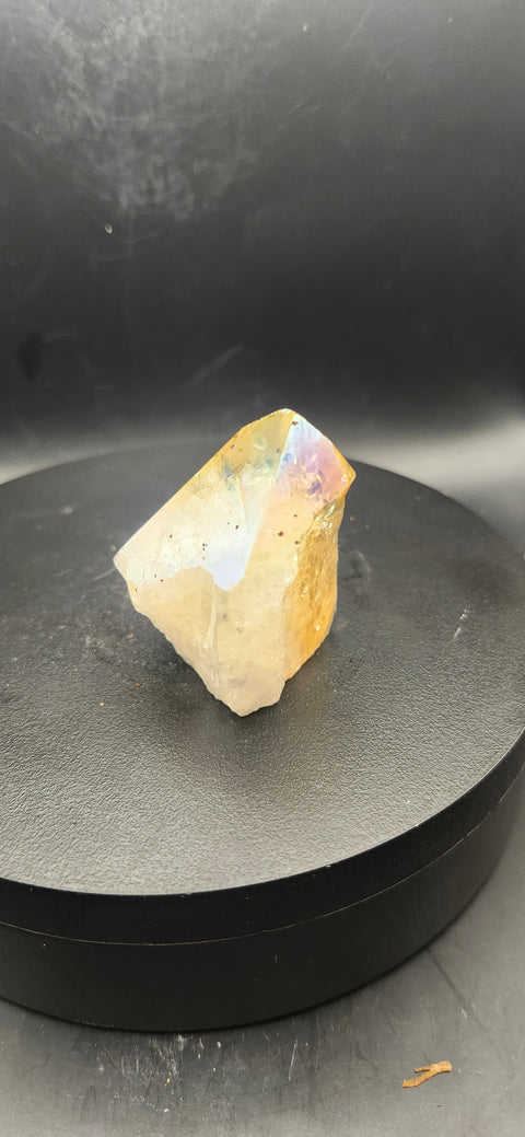 Angel aura citrine polished top point. 2 ounces