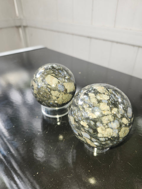 Llanite que sera sphere! 11 ounces, 60.5mm, 2.38 inches